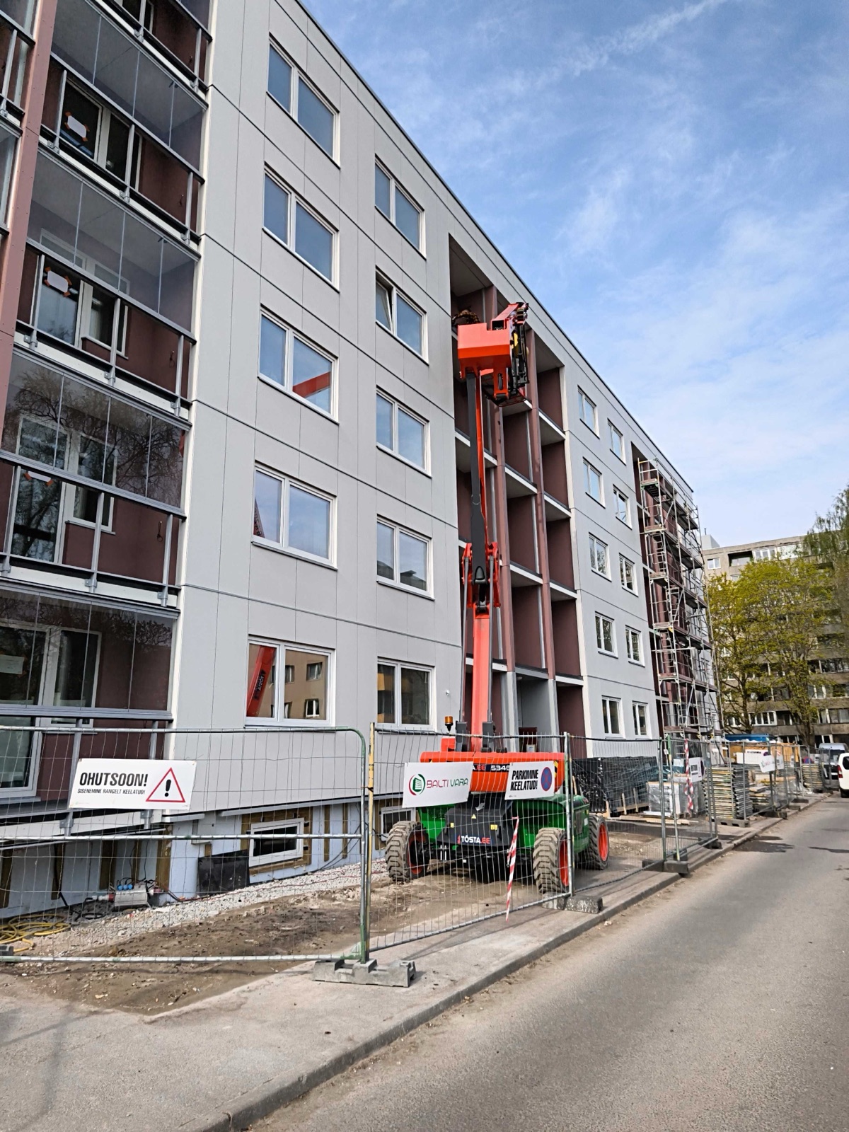 Fassaadielementide paigaldus Tartumaal